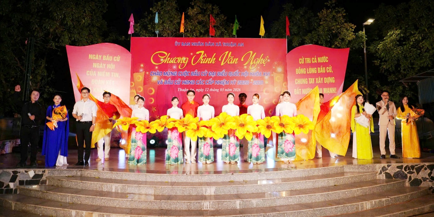 Xã Thuận An rực rỡ đêm nghệ thuật chào mừng bầu cử, lan tỏa niềm tin và khí thế ngày hội toàn dân