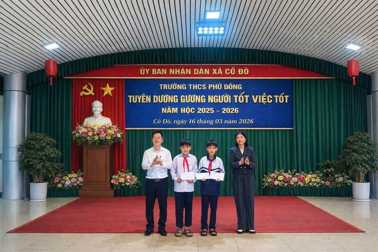 Học sinh THCS Phú Đông trả lại 50 triệu đồng và điện thoại cho người đánh rơi: Lan tỏa giá trị trung thực, nhân ái