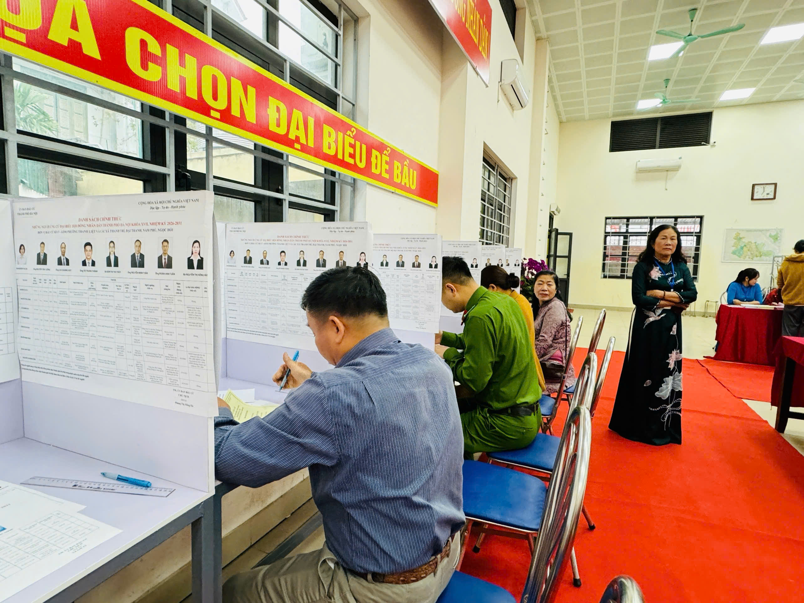 Xã Nam Phù hoàn thành bầu cử với tỷ lệ cử tri tham gia đạt 99,28%