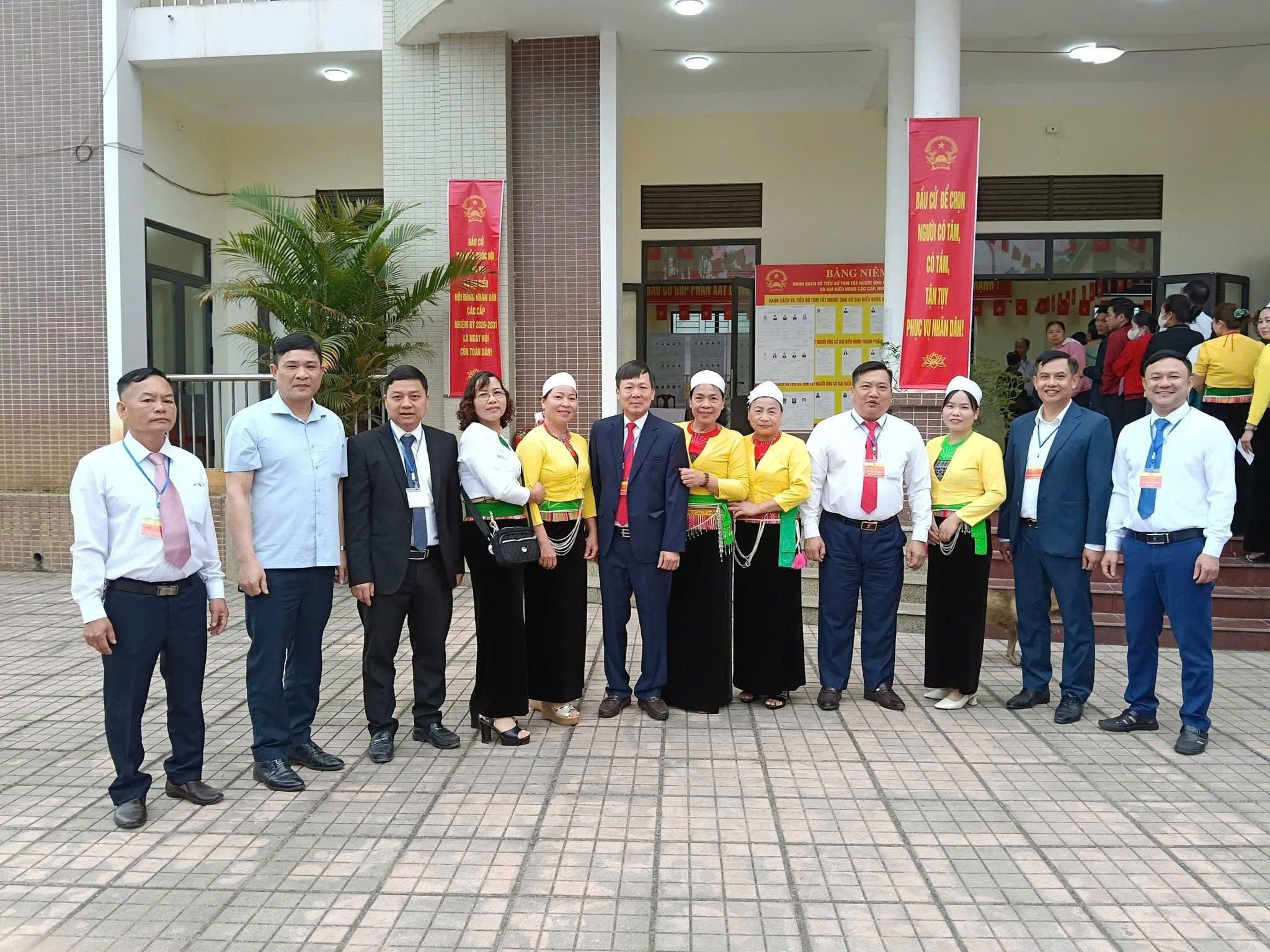 Xã Phú Cát hoàn thành bầu cử với tỷ lệ cử tri tham gia đạt trên 99,6%