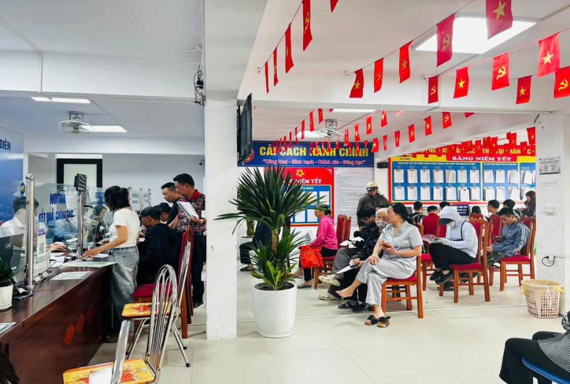 Tập trung chỉ đạo giải quyết thủ tục hành chính nhanh, gọn cho người dân, doanh nghiệp xã Ô Diên