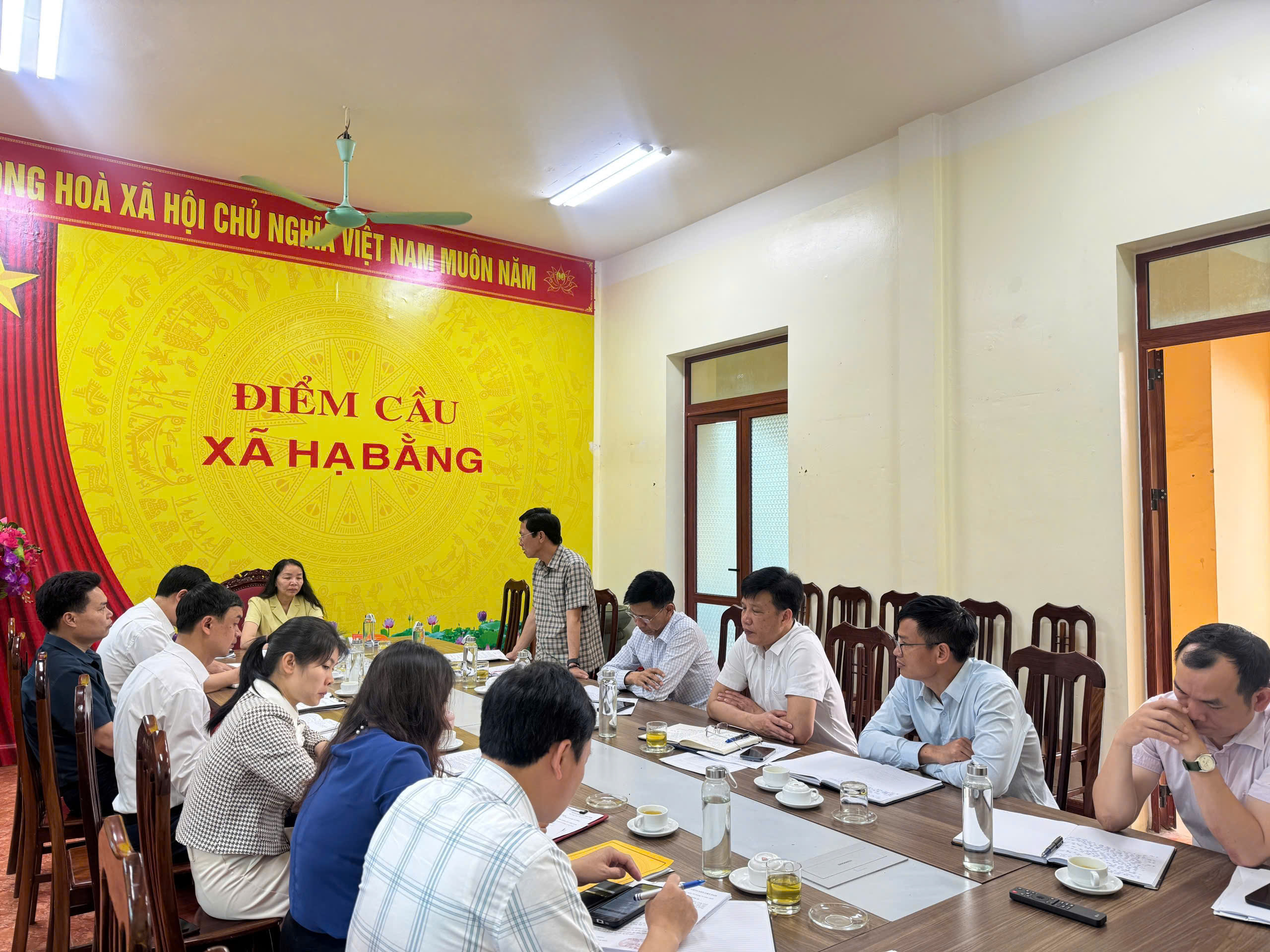 Đảng ủy xã Hạ Bằng tăng cường giám sát, siết chặt kỷ luật, bảo đảm công tác bầu cử đúng quy trình, đúng tiến độ