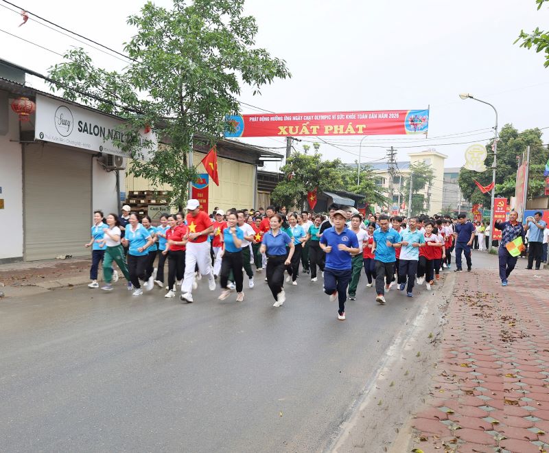 Xã Xuân Mai lan tỏa tinh thần rèn luyện thân thể, hơn 500 người hưởng ứng Ngày chạy Olympic vì sức khỏe toàn dân