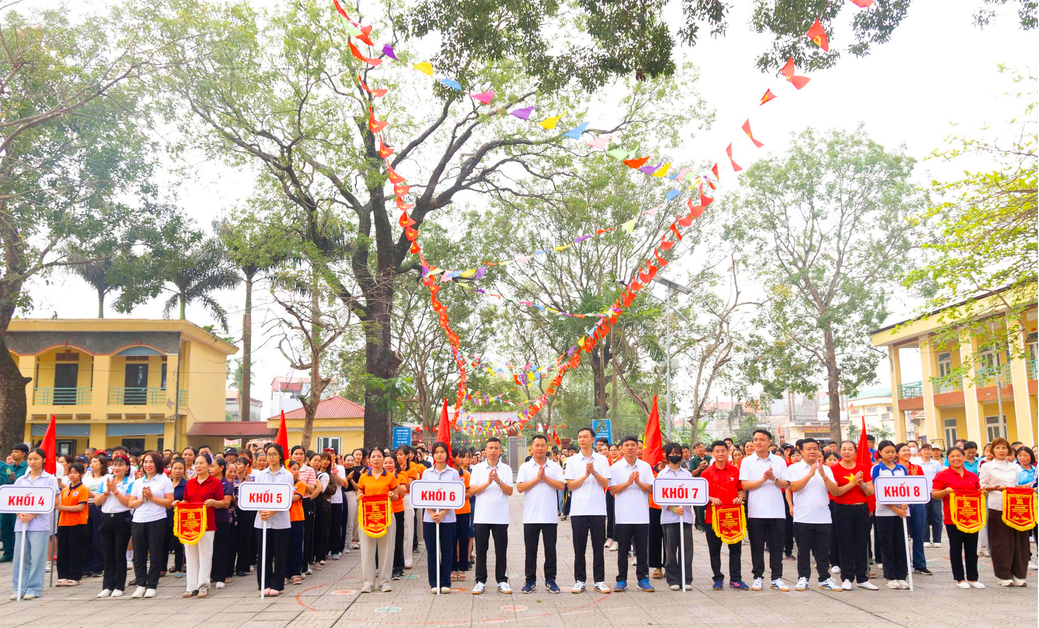Xã Ứng Thiên: 1.600 người tham dự Ngày chạy Olympic - Vì sức khỏe toàn dân