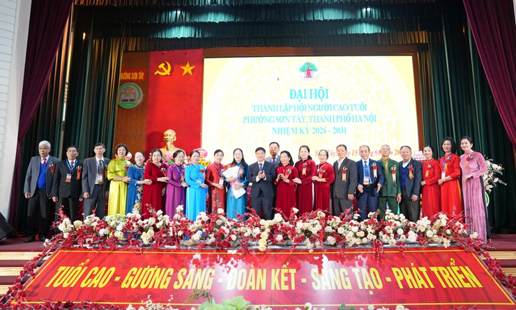 Thành lập Hội Người cao tuổi phường Sơn Tây: Củng cố tổ chức, phát huy vai trò “tuổi cao - gương sáng” trong giai đoạn mới