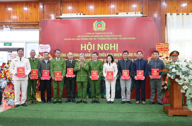 Chi hội Cựu Công an nhân dân phát huy vai trò nòng cốt, giữ vững an ninh cơ sở
