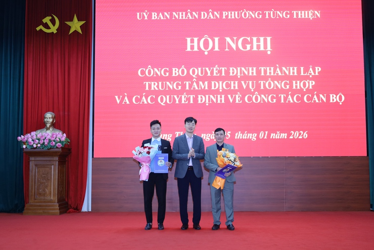 Phường Tùng Thiện kiện toàn Trung tâm Dịch vụ tổng hợp, nâng tầm cung ứng dịch vụ công theo hướng đa chức năng