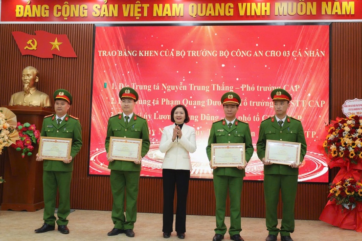 Công an phường Tùng Thiện phát huy vai trò nòng cốt, bảo đảm an ninh trật tự trong tình hình mới