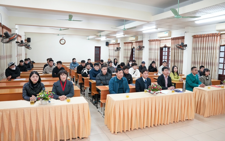 02 phường Sơn Tây, Tùng Thiện khai giảng lớp bồi dưỡng nhận thức về Đảng cho thanh niên chuẩn bị nhập ngũ