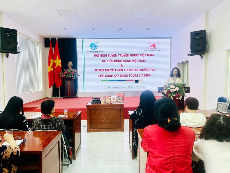 Phụ nữ phường Giảng Võ nâng cao nhận thức tiêu dùng, lan tỏa thói quen sử dụng thực phẩm an toàn và hàng Việt