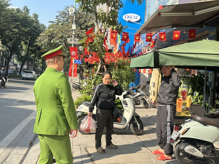 Phường Ngọc Hà duy trì cao điểm xử lý trật tự đô thị, quyết liệt ngăn tái vi phạm đầu năm 2026