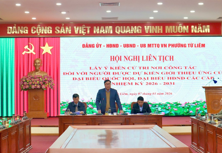 Phường Từ Liêm tổ chức hội nghị lấy ý kiến cử tri nơi công tác, bảo đảm chặt chẽ quy trình giới thiệu ứng cử