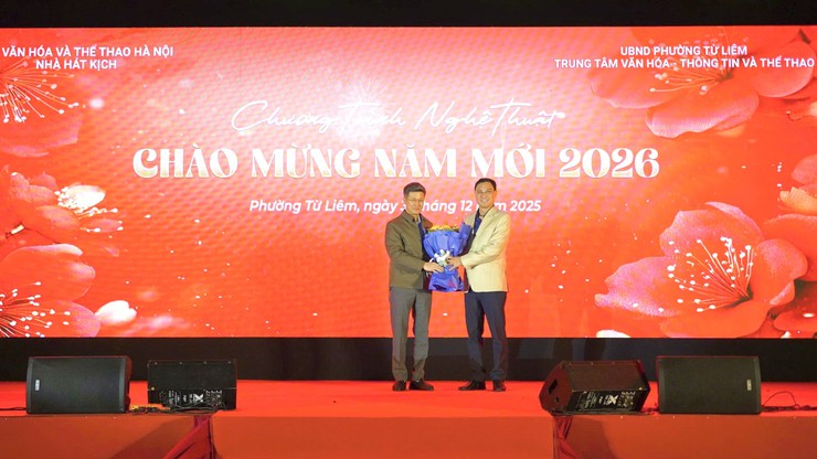 Phường Từ Liêm thắp sáng không gian văn hóa đêm giao thừa với chương trình nghệ thuật “Chào năm mới 2026”