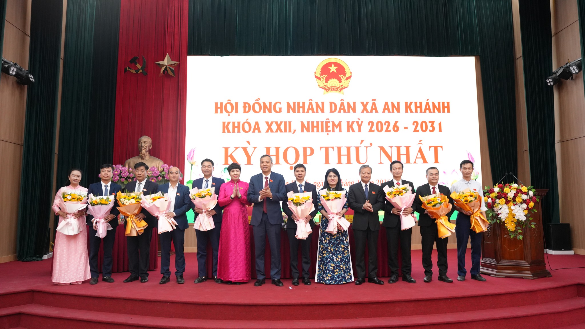 Xã An Khánh kiện toàn bộ máy nhiệm kỳ mới: Kỳ họp thứ nhất HĐND xã khóa XXII tạo nền tảng cho giai đoạn phát triển 2026-2031