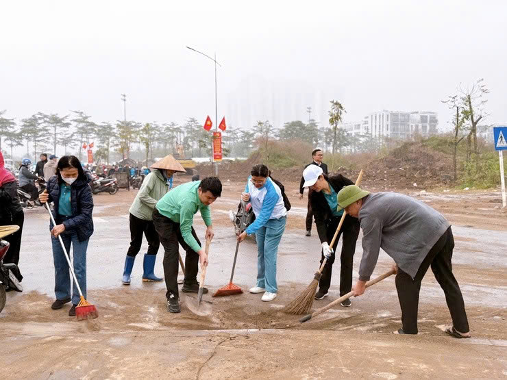 Phường Thanh Liệt đồng loạt ra quân vệ sinh môi trường, tạo diện mạo đô thị xanh - sạch - đẹp hướng tới Đại hội XIV của Đảng