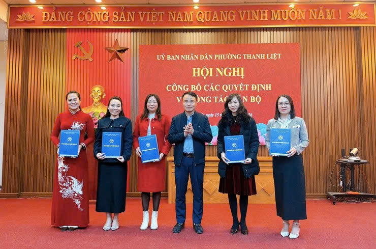 Phường Thanh Liệt kiện toàn đội ngũ cán bộ, nâng cao hiệu lực quản lý ngay từ đầu năm 2026