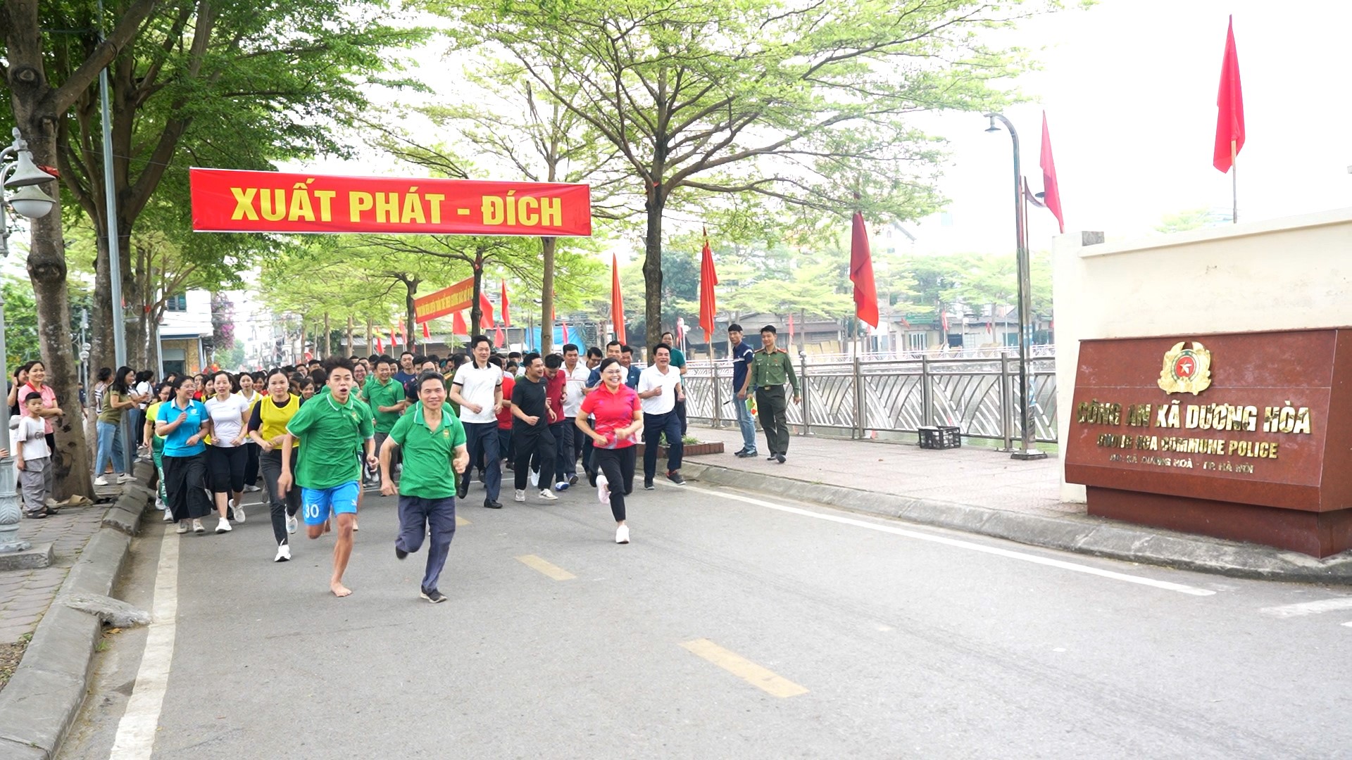 Xã Dương Hoà lan tỏa phong trào rèn luyện thân thể, Ngày chạy Olympic thu hút đông đảo nhân dân tham gia