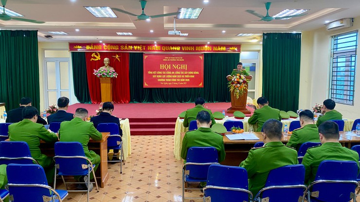 Công an phường Yên Nghĩa siết kỷ luật, phát động thi đua “3 Nhất”, bảo vệ tuyệt đối an ninh năm 2026