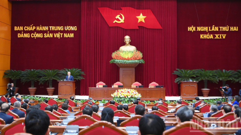 Ngày làm việc thứ ba Hội nghị lần thứ hai Ban Chấp hành Trung ương Đảng khóa XIV