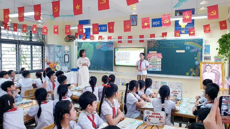 Phường Phú Lương khai mạc hội thi giáo viên dạy giỏi cấp tiểu học, thúc đẩy đổi mới phương pháp giảng dạy