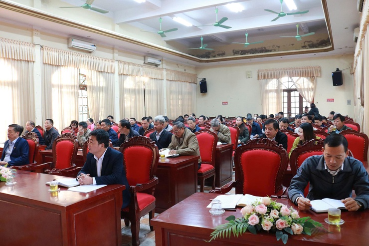 Xã Hòa Phú siết chặt quản lý đất đai, trật tự xây dựng, chủ động ngăn vi phạm dịp Tết
