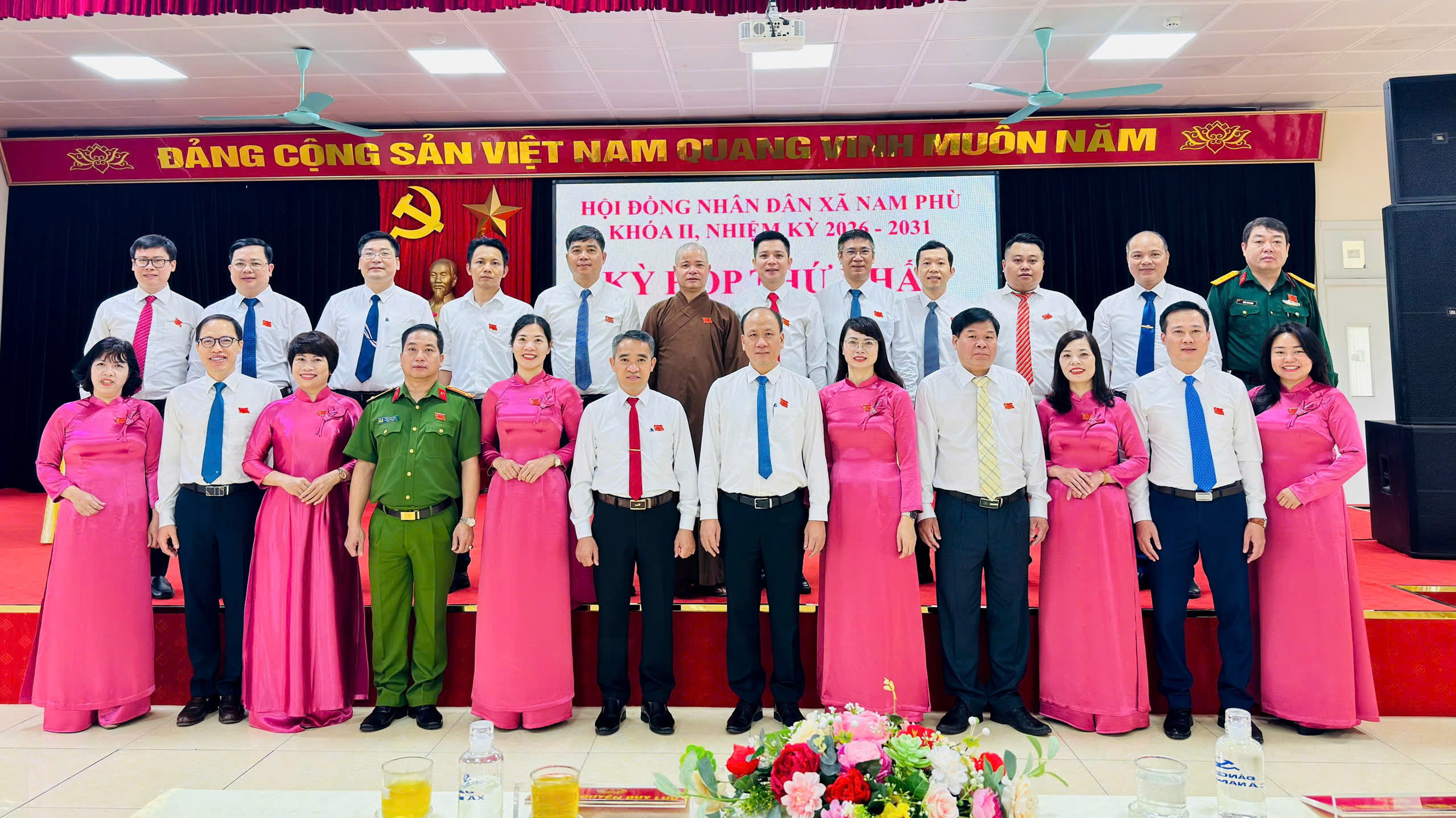Kỳ họp thứ nhất HĐND xã Nam Phù: Kiện toàn tổ chức, tạo nền tảng cho nhiệm kỳ mới