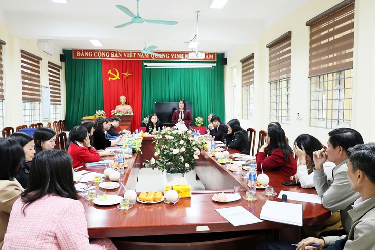 Nâng cao chất lượng giáo dục tiểu học, quản trị trường học, bữa ăn bán trú và đội ngũ giáo viên