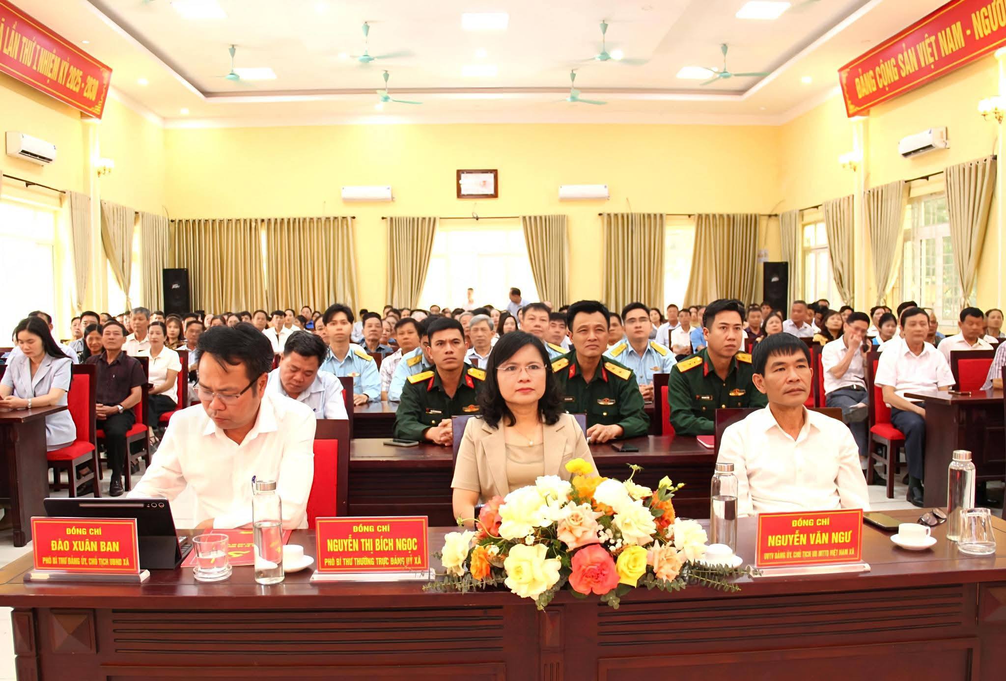 Xã Hòa Lạc tổng kết bầu cử, lan tỏa khí thế dân chủ và kỳ vọng nhiệm kỳ mới