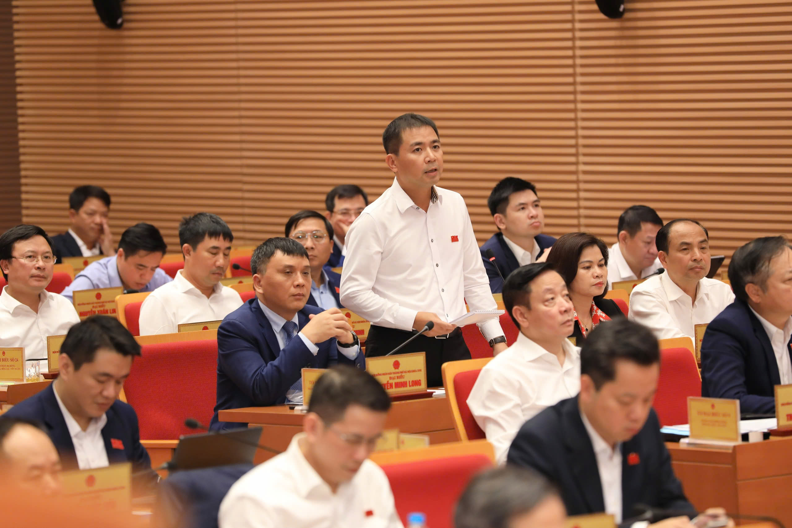 Hà Nội quyết tâm thực hiện mục tiêu tăng trưởng hai con số, hướng tới đô thị “Văn hiến - Văn minh - Hiện đại - Hạnh phúc” vào năm 2030
