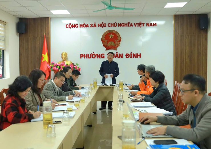 Phường Xuân Đỉnh lập 5 tổ công tác, quyết liệt xử lý các “điểm nghẽn” đô thị ngay từ đầu năm