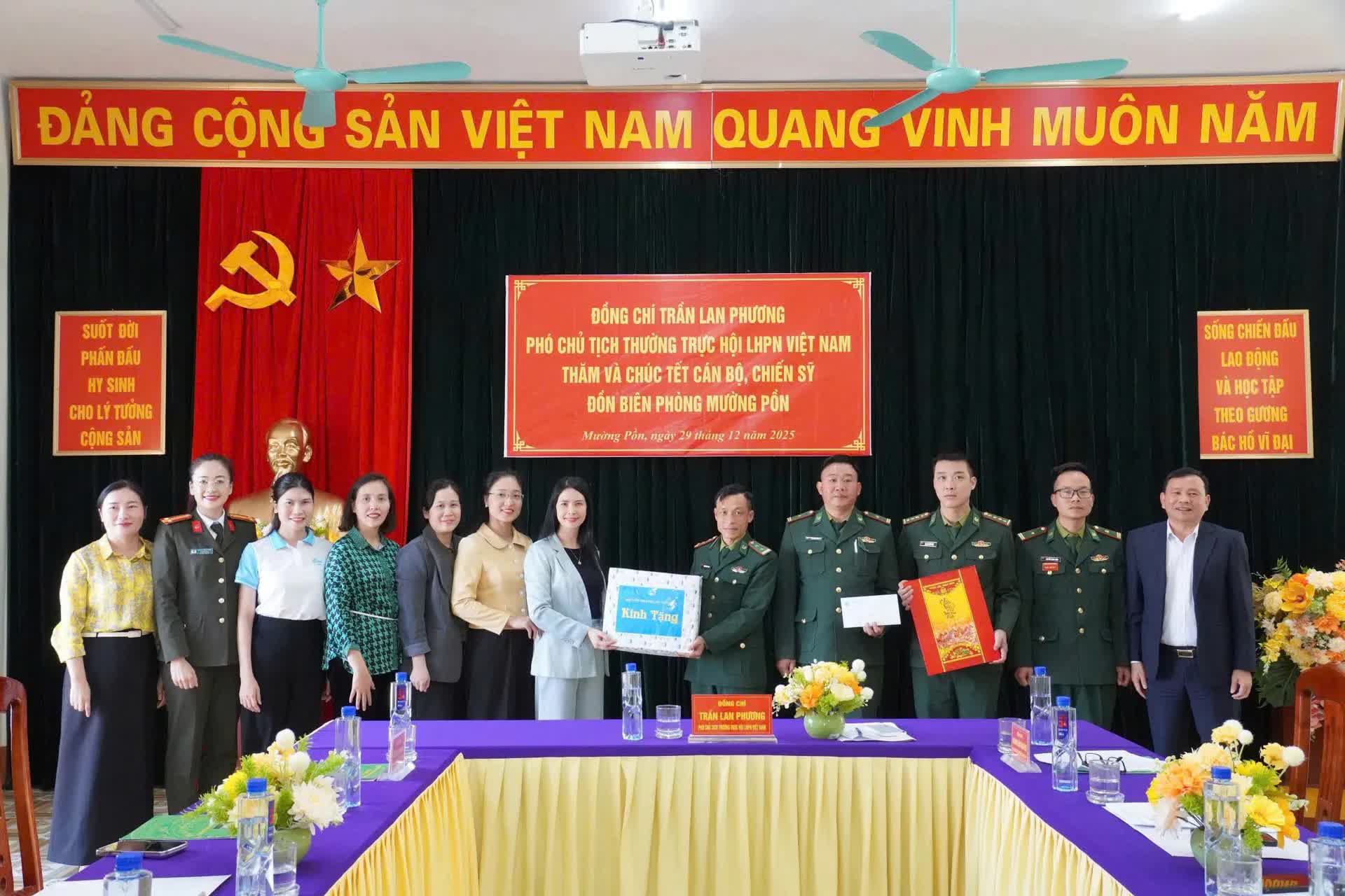 Phụ nữ phường Xuân Đỉnh sẻ chia yêu thương tới Điện Biên dịp Tết Bính Ngọ 2026
