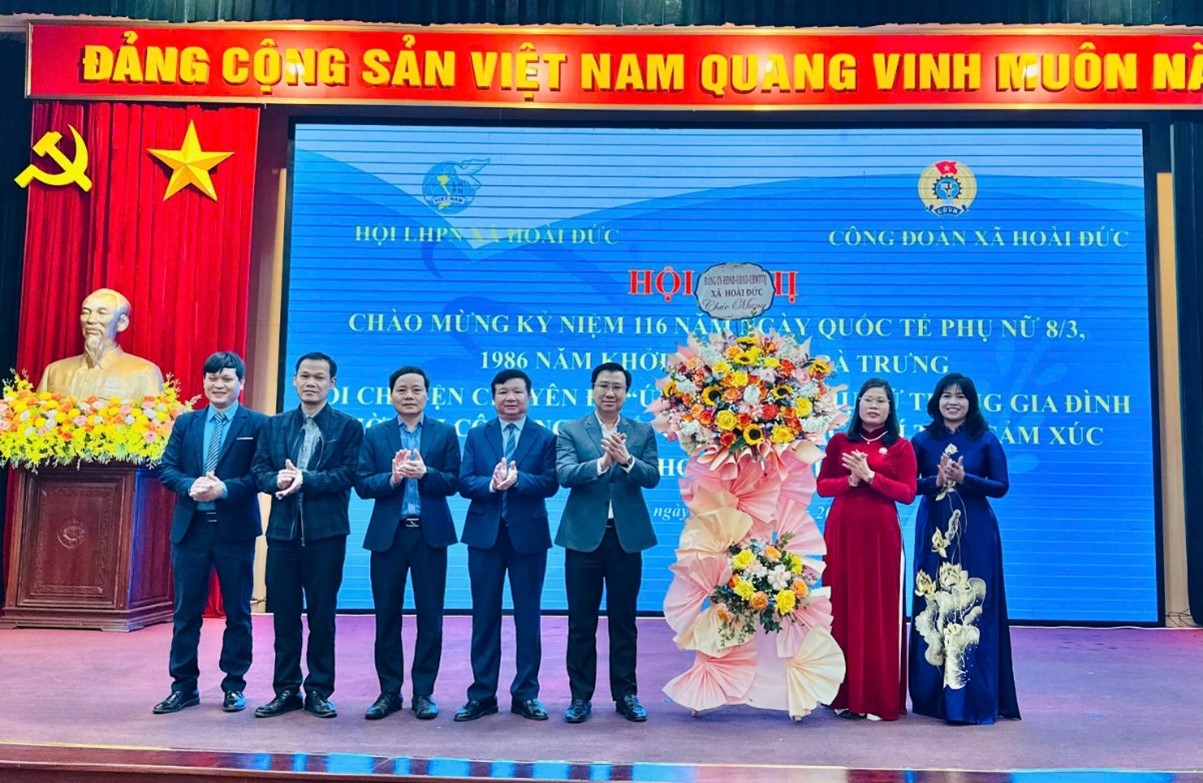 Phụ nữ xã Hoài Đức kỷ niệm Ngày Quốc tế Phụ nữ 8-3, lan tỏa khí thế thi đua hướng tới cuộc bầu cử đại biểu Quốc hội khóa XVI và đại biểu HĐND các cấp