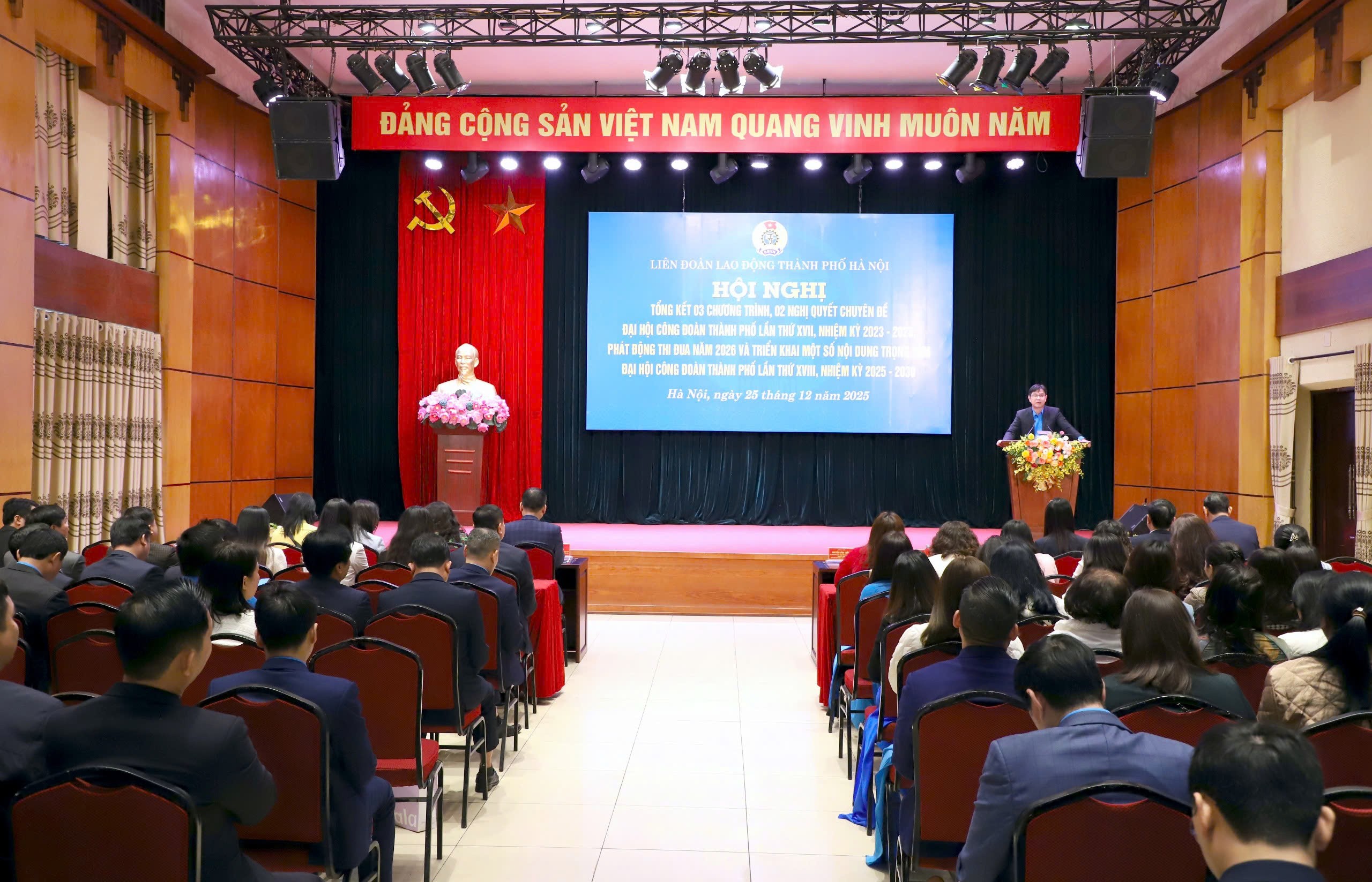 Không ngừng đổi mới, nâng cao hiệu quả hoạt động của tổ chức Công đoàn Thủ đô