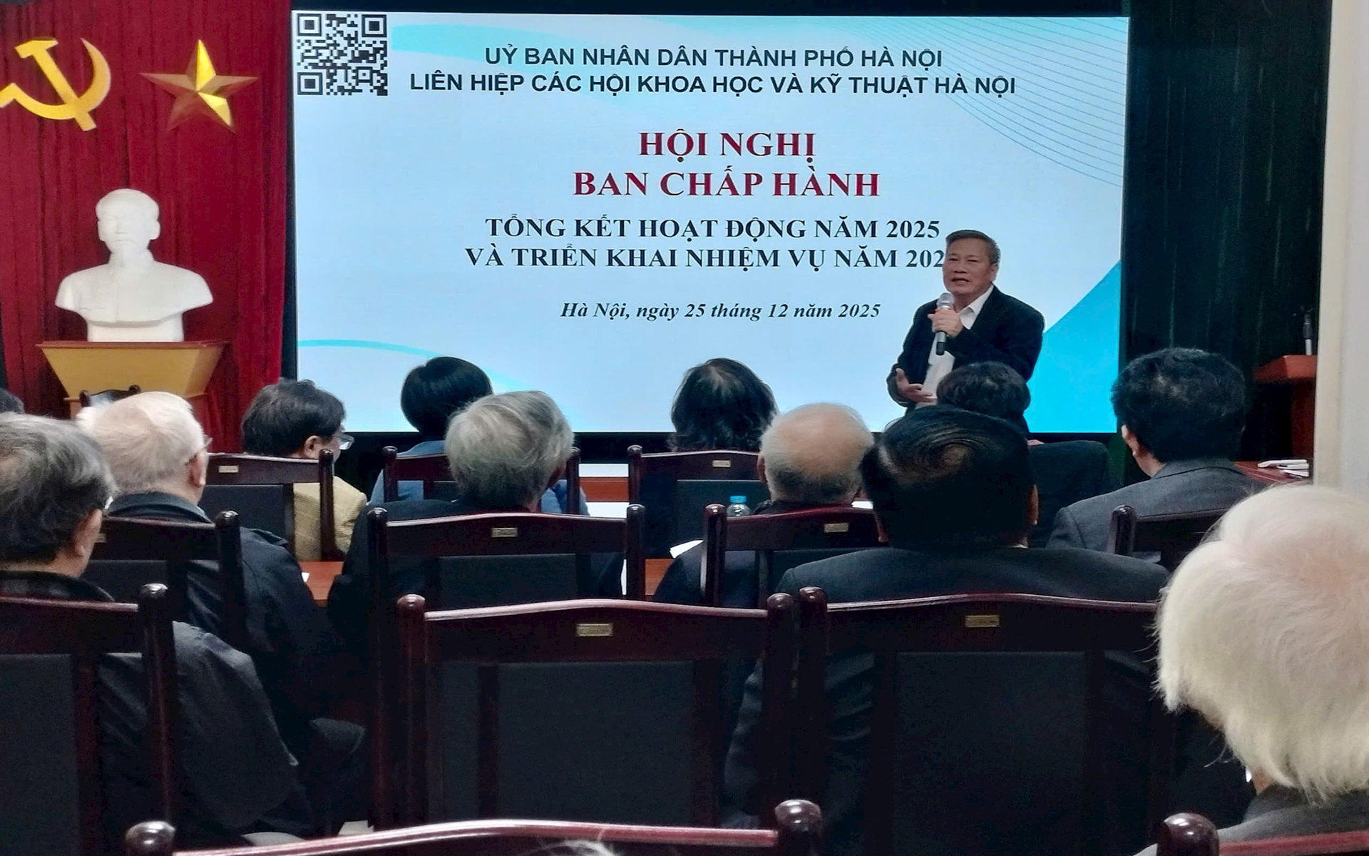 Phát huy vai trò nòng cốt trong tập hợp, đoàn kết đội ngũ trí thức Thủ đô
