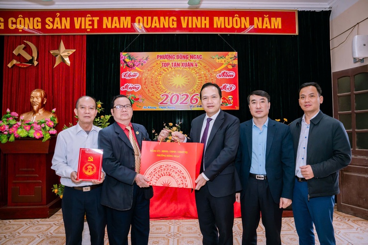 Phường Đông Ngạc triển khai 12 đoàn công tác thăm, chúc Tết cơ sở, lan tỏa khí thế đoàn kết trước Xuân Bính Ngọ 2026