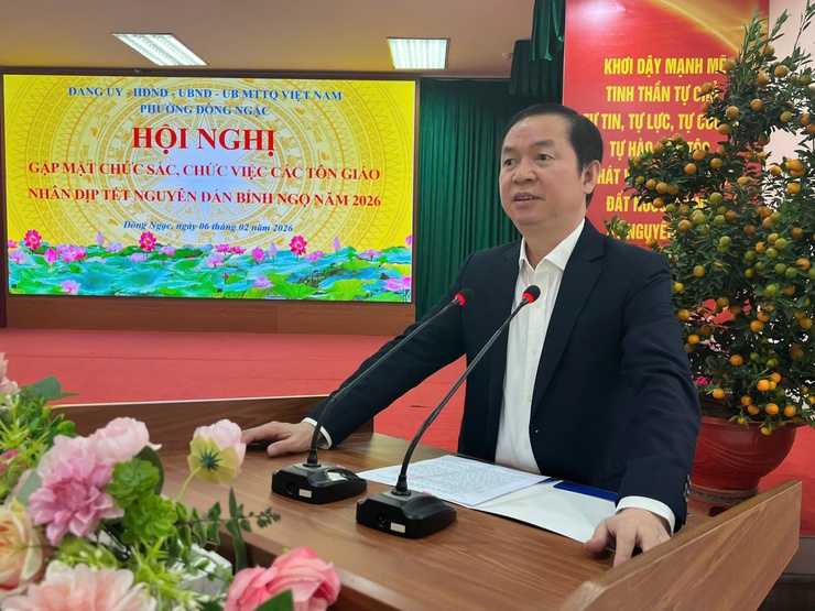Phường Đông Ngạc gặp mặt chức sắc, chức việc tôn giáo, tăng cường khối đoàn kết dịp Xuân Bính Ngọ 2026