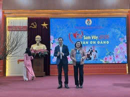 Phường Vĩnh Hưng chăm lo Tết cho đoàn viên, lan tỏa yêu thương qua chương trình “Tết Sum vầy - Xuân ơn Đảng”