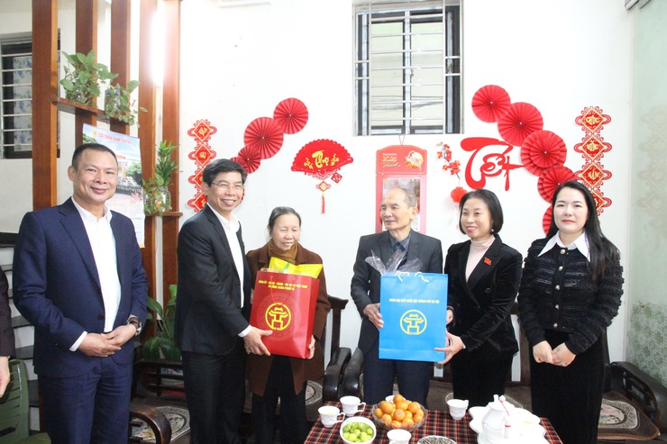 Xuân Phương tri ân gia đình chính sách dịp Tết Bính Ngọ 2026, lan tỏa nghĩa tình “Uống nước nhớ nguồn”