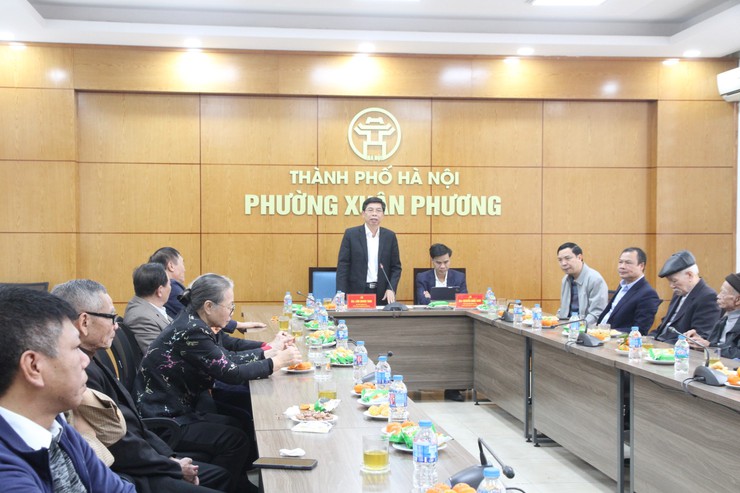 Phường Xuân Phương gặp mặt nguyên cán bộ chủ chốt qua các thời kỳ, tri ân đóng góp nhân dịp Xuân Bính Ngọ 2026