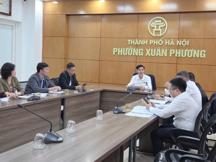 Phường Xuân Phương siết chặt kiểm soát an toàn thực phẩm, tập trung xử lý điểm nghẽn tại chợ đầu mối Minh Khai