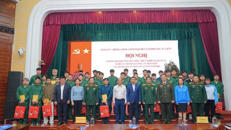 Phường Từ Liêm gặp mặt, tiếp lửa thanh niên lên đường nhập ngũ và đón quân nhân hoàn thành nghĩa vụ trở về địa phương
