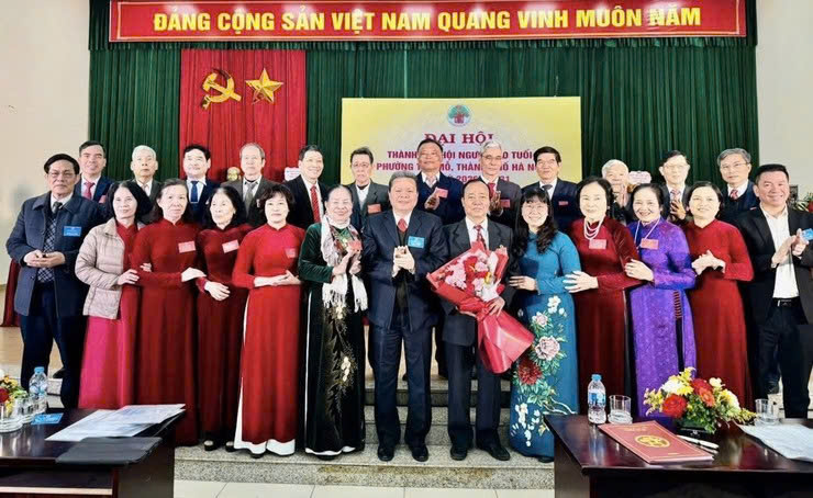 Hội Người cao tuổi phường Tây Mỗ thành lập nhiệm kỳ mới, khẳng định vai trò “Tuổi cao – Gương sáng”