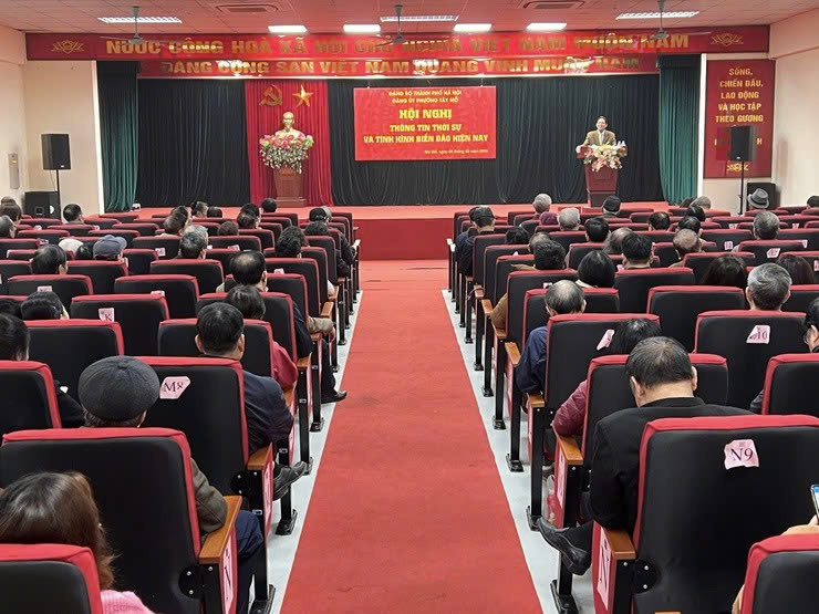 Phường Tây Mỗ cập nhật thời sự, biển đảo cho cán bộ, đảng viên, củng cố trận địa tư tưởng từ cơ sở