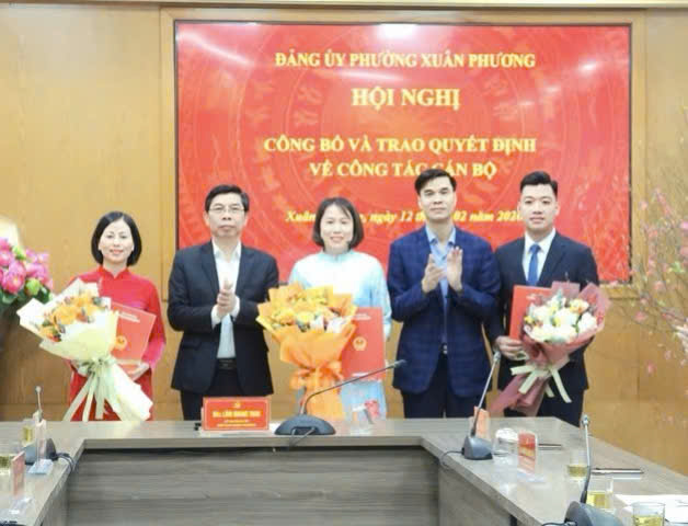 Phường Xuân Phương kiện toàn nhiều vị trí cán bộ chủ chốt, tăng cường năng lực vận hành bộ máy cơ sở