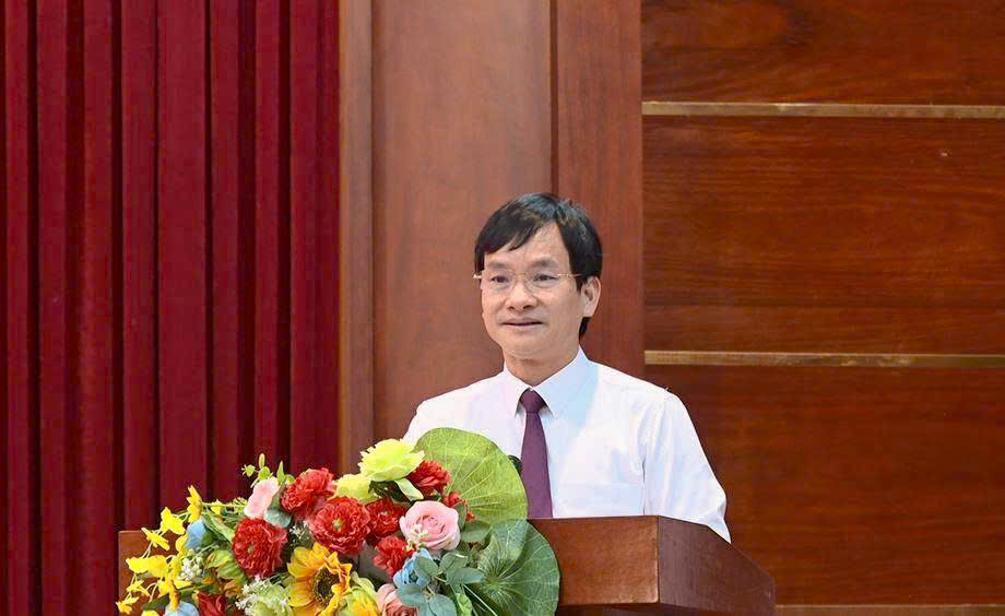 Đảng ủy xã Phúc Thọ quán triệt Nghị quyết 02-NQ/TW, xác lập quyết tâm nâng cao năng lực lãnh đạo trong kỷ nguyên mới