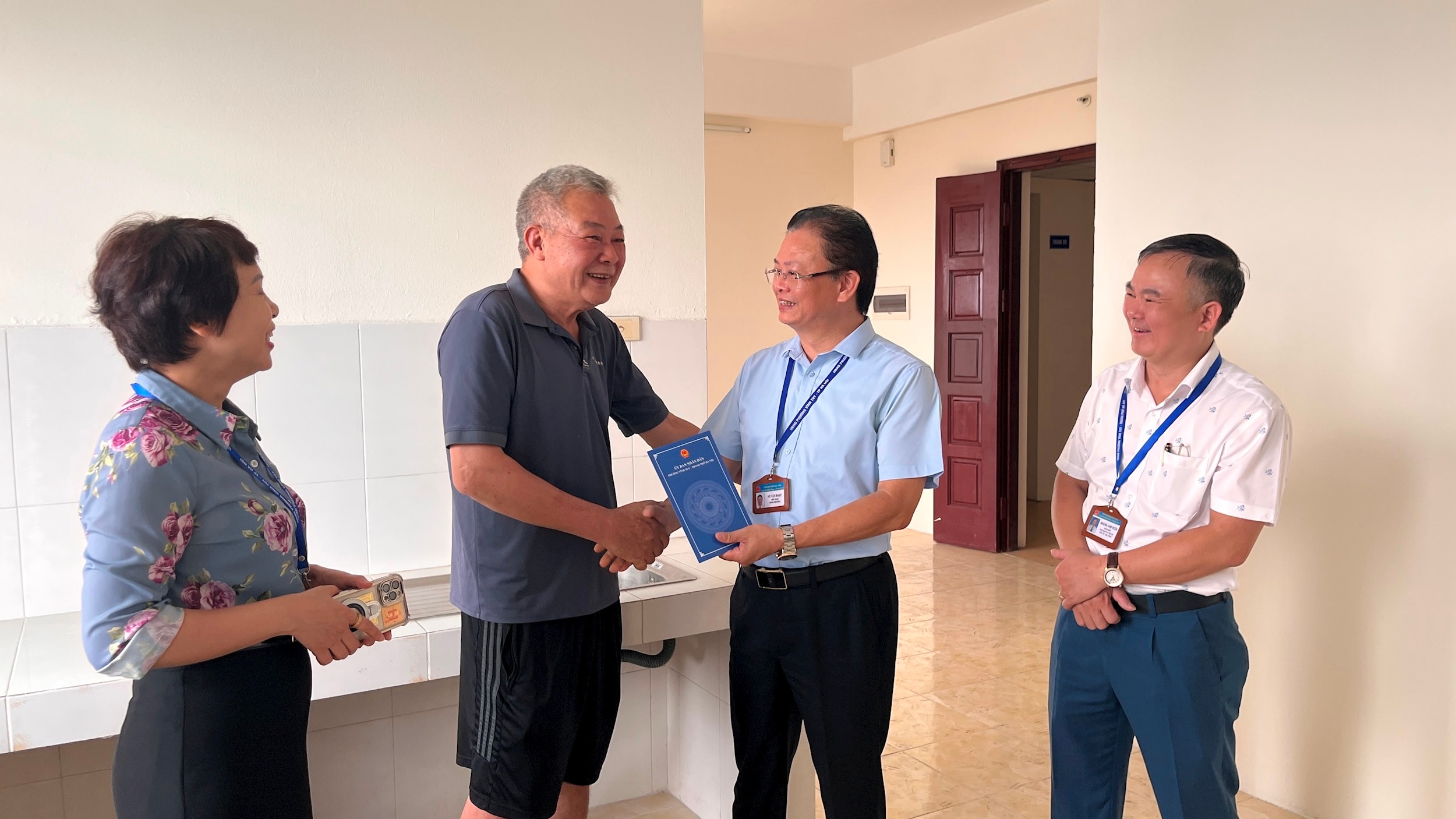 Phường Vĩnh Tuy tháo gỡ điểm nghẽn giải phóng mặt bằng các dự án đường Tam Trinh, Lĩnh Nam bằng cách làm dân vận sát cơ sở