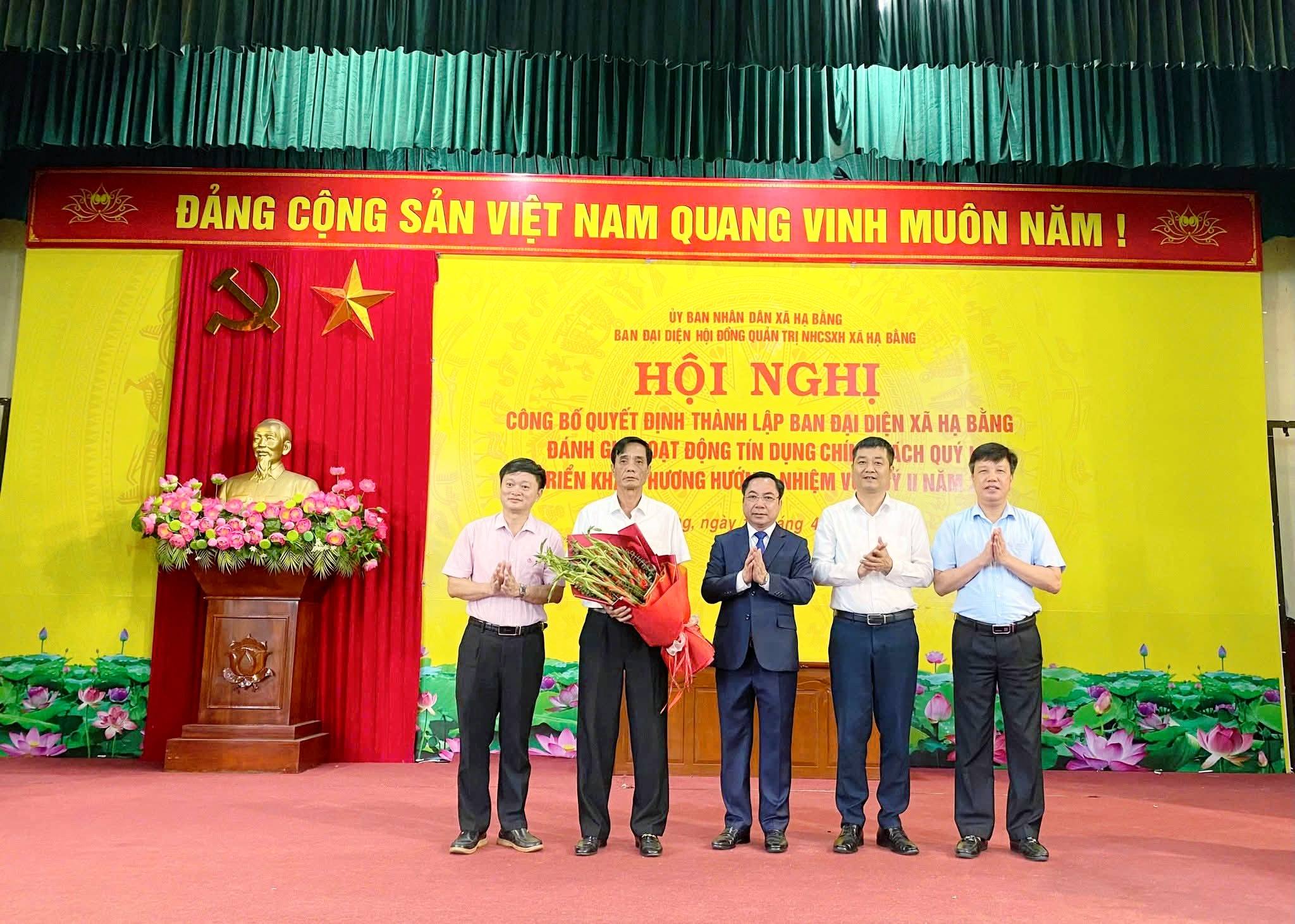 Xã Hạ Bằng kiện toàn Ban đại diện Ngân hàng Chính sách xã hội, nâng cao hiệu quả tín dụng phục vụ an sinh
