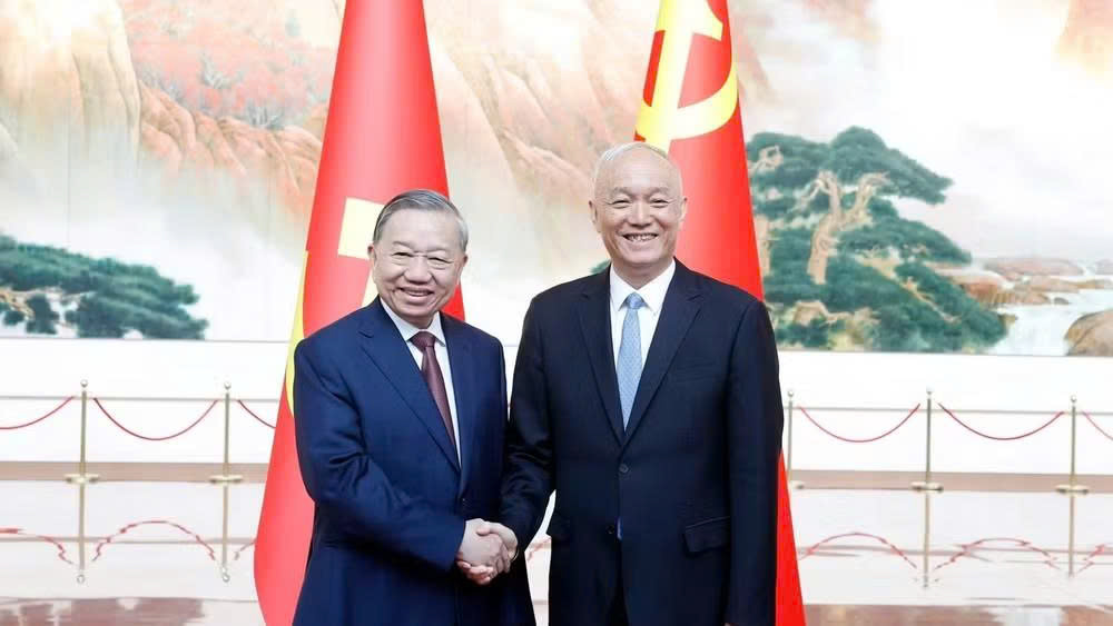 Tổng Bí thư, Chủ tịch nước Tô Lâm thăm Bảo tàng Lịch sử Đảng Cộng sản Trung Quốc