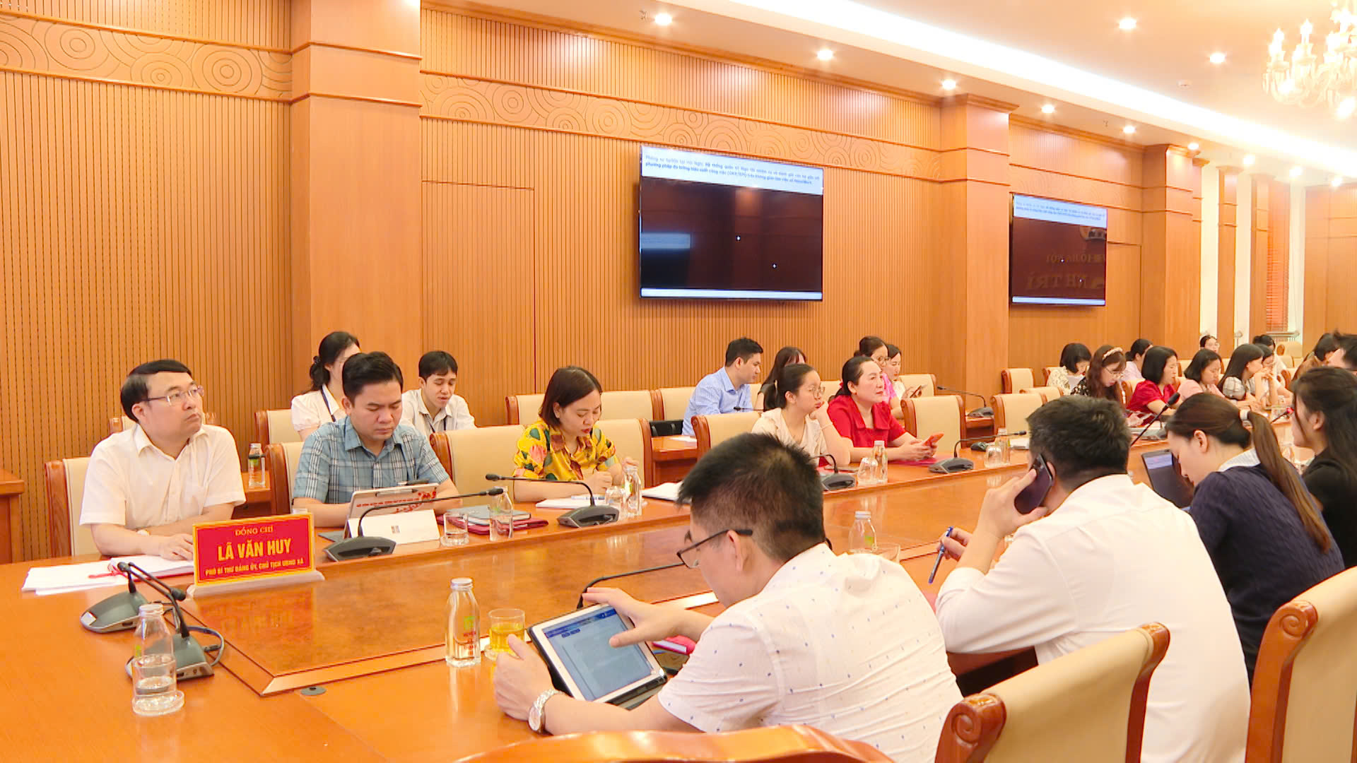 Xã Thanh Trì tập huấn HanoiWork, thúc đẩy vận hành chính quyền số từ cơ sở