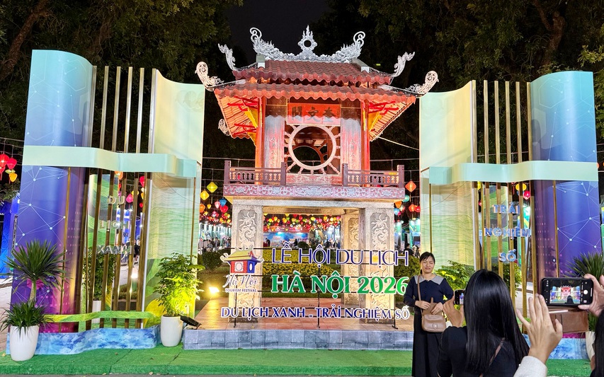 Hà Nội khai mạc Lễ hội Du lịch 2026 tại Công viên Thống Nhất, thúc đẩy quảng bá điểm đến xanh và chuyển đổi số